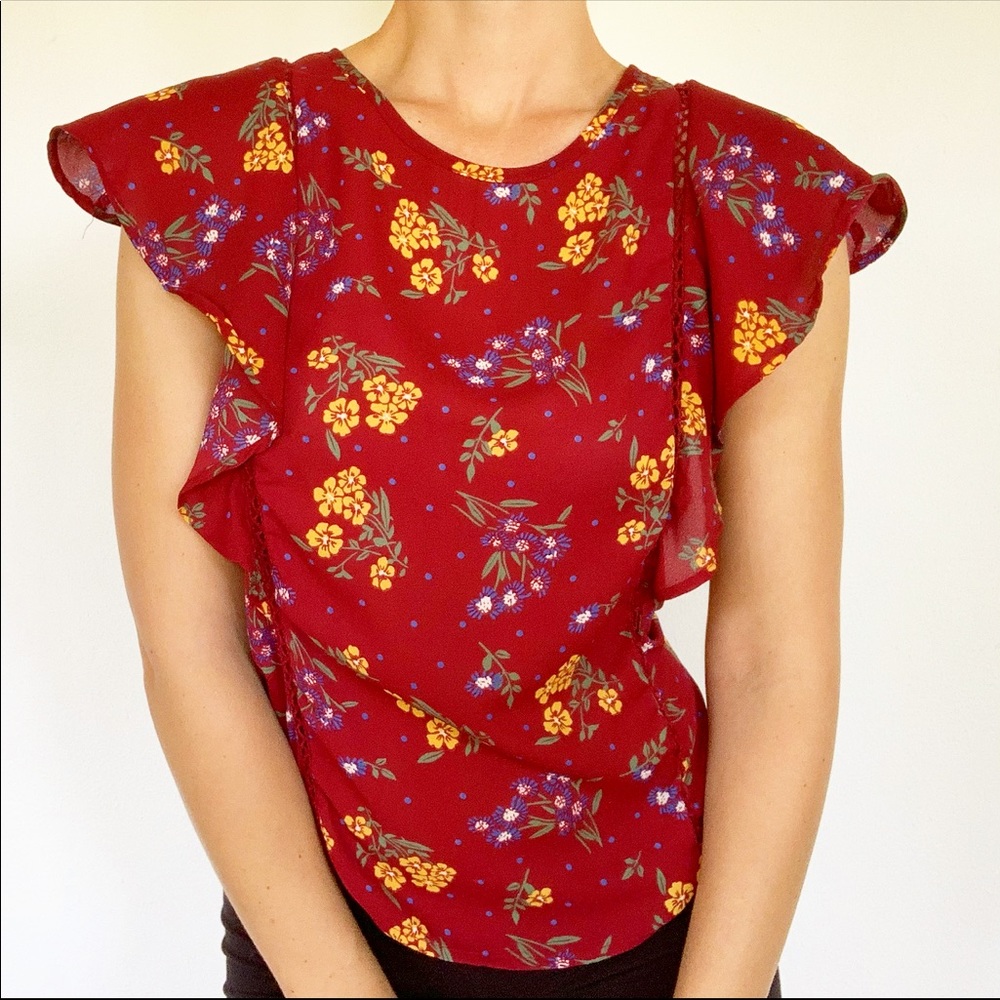 Sienna Sky maroon floral print ruffle blouse size XS